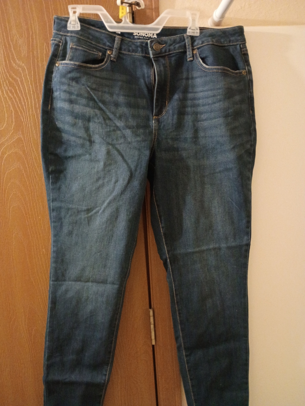 Sonoma Slim Straight Womens Jeans in Indigo Blue